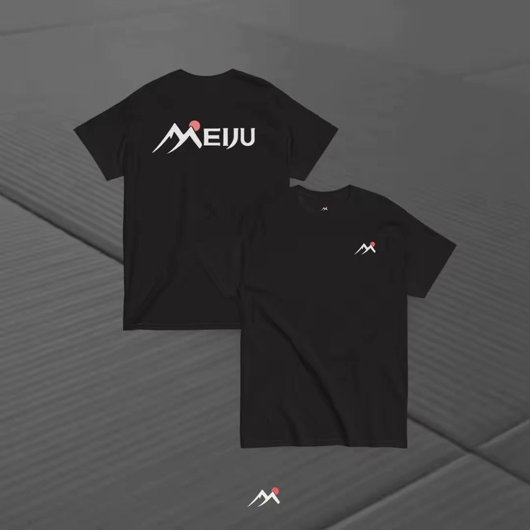 T-shirt - MEIJU ESSENTIAL